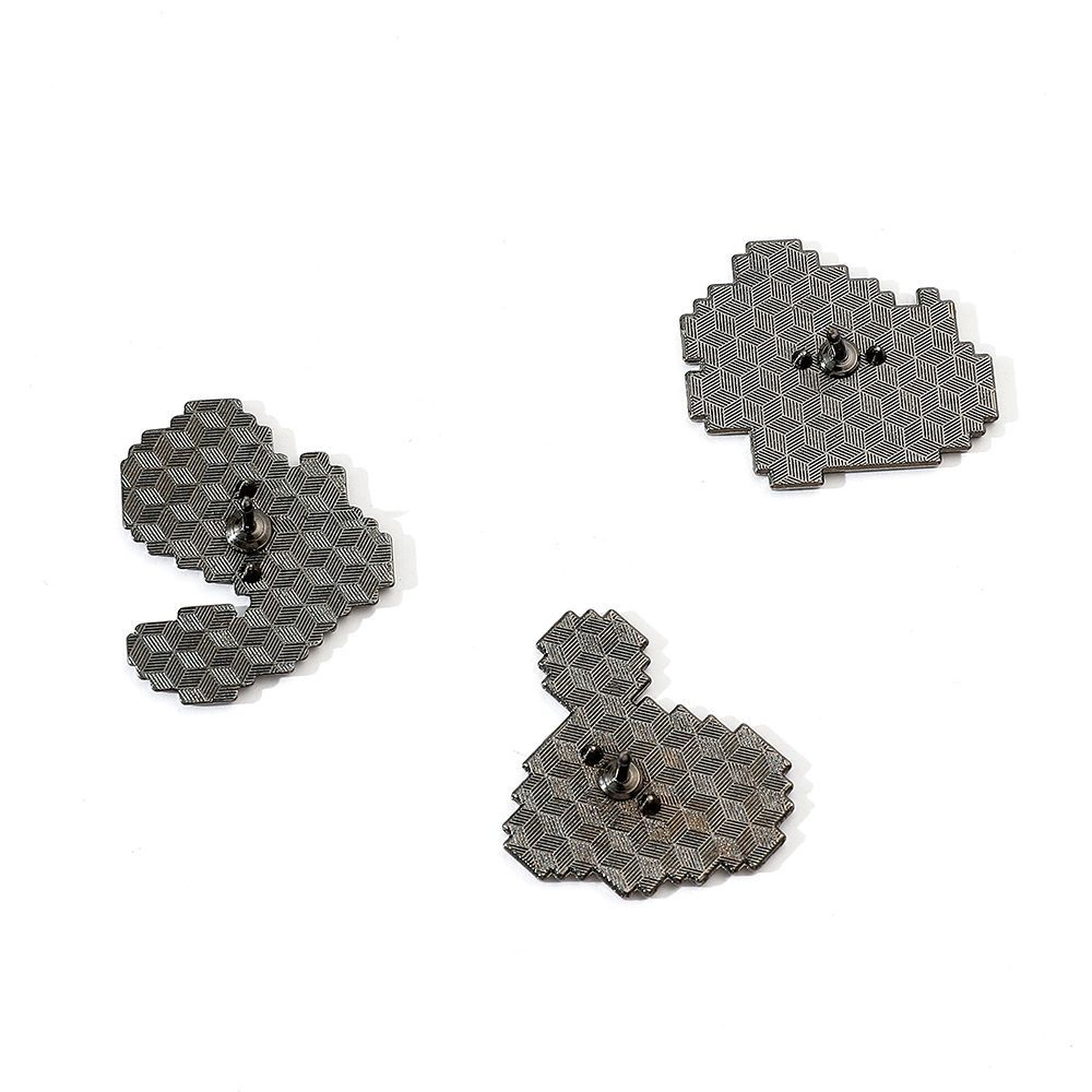 دبوس معدني مطلي بالمينا بتصميم - مراجعة Lapel Pin Enamel وسعره