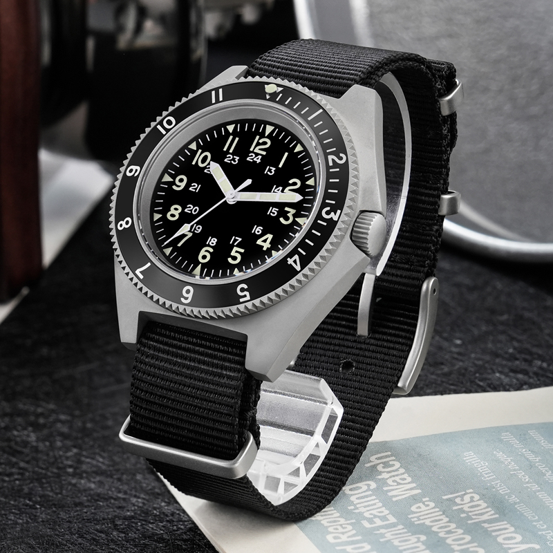 Watchdives WD1972 ساعة كوارتز  - مراجعة Men Accessories Bracelet وسعره