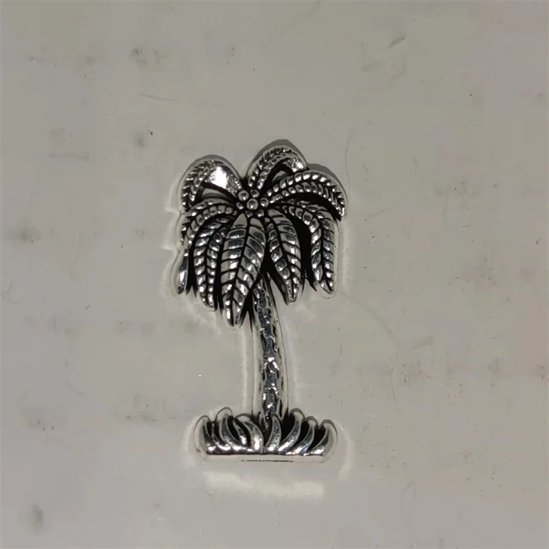 شارة سبيكة فضية إبداعية بتصميم - مراجعة Men Accessories Silver وسعره