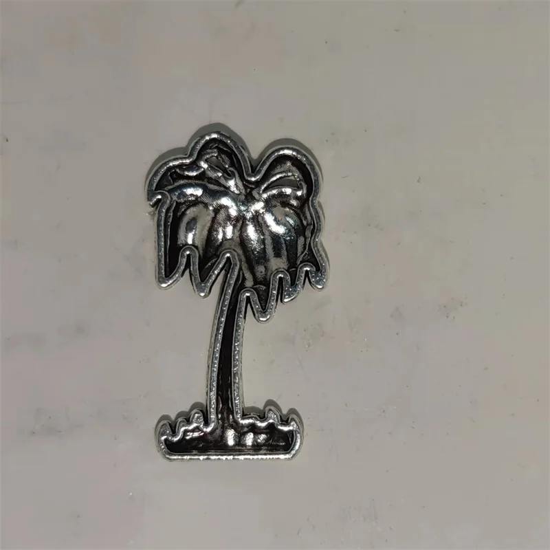 شارة سبيكة فضية إبداعية بتصميم - مراجعة Men Accessories Silver وسعره